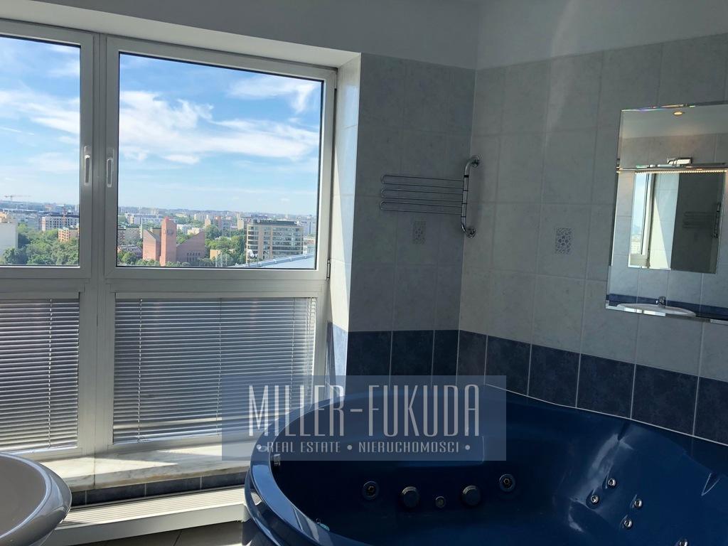 Apartment in Warszawa - Photo 9