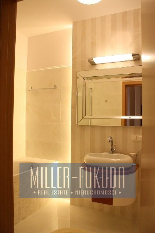 Apartment in Warszawa - Photo 9