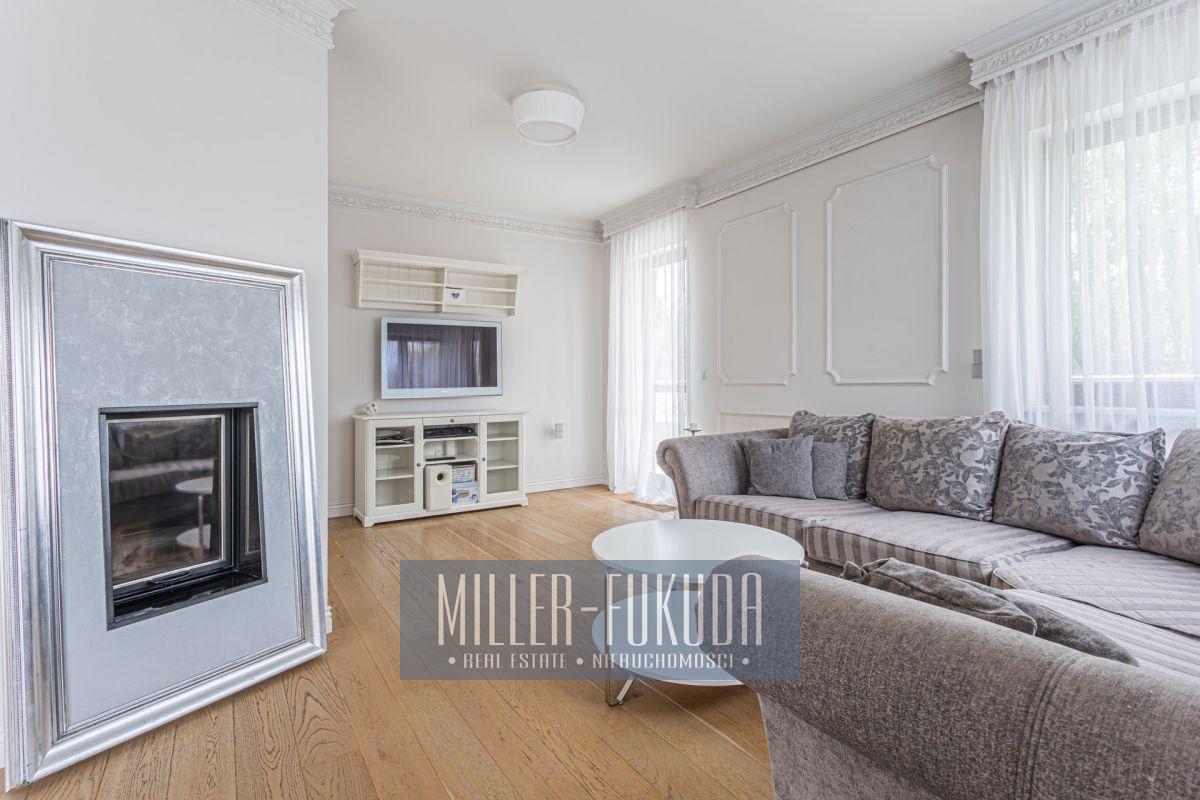 Apartment in Warszawa - Photo 8