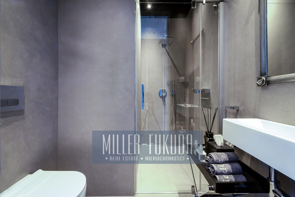 Apartment in Warszawa - Photo 8