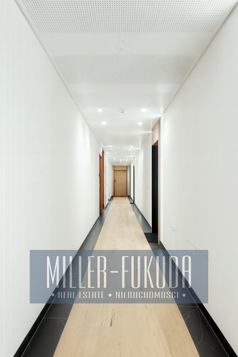 Apartment in Warszawa - Photo 9