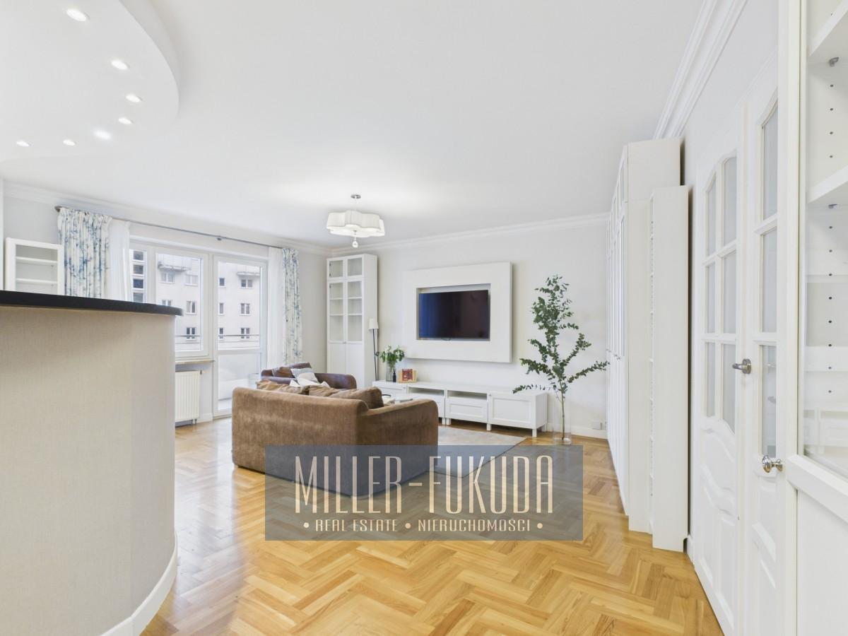 Apartment in Warszawa - Photo 2