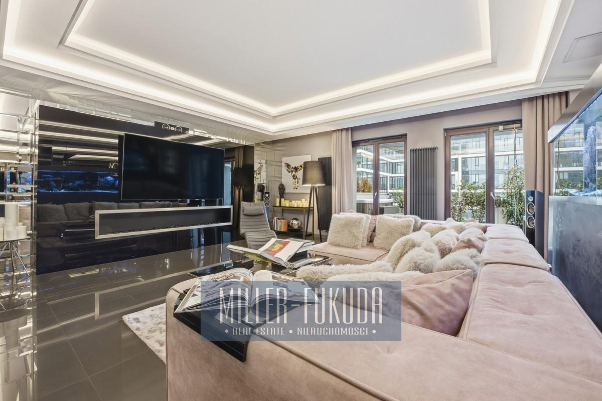 Apartment in Warszawa - Photo 2