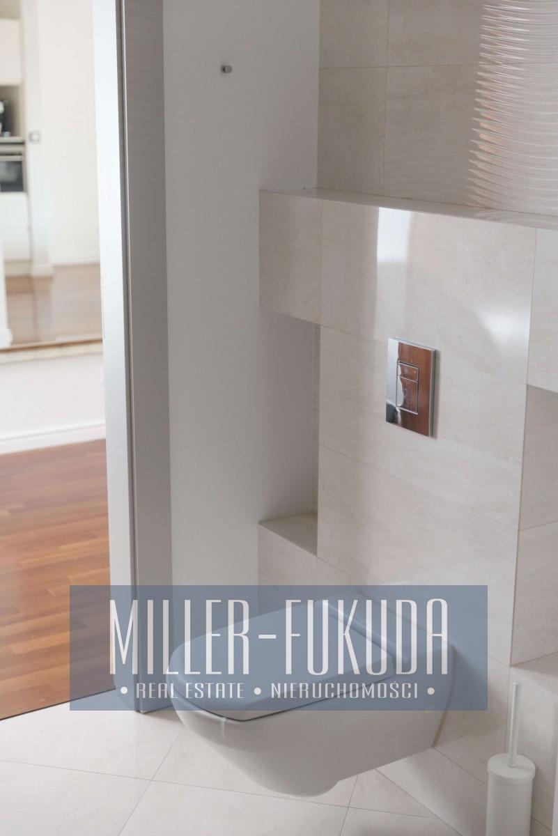 Apartment in Warszawa - Photo 9