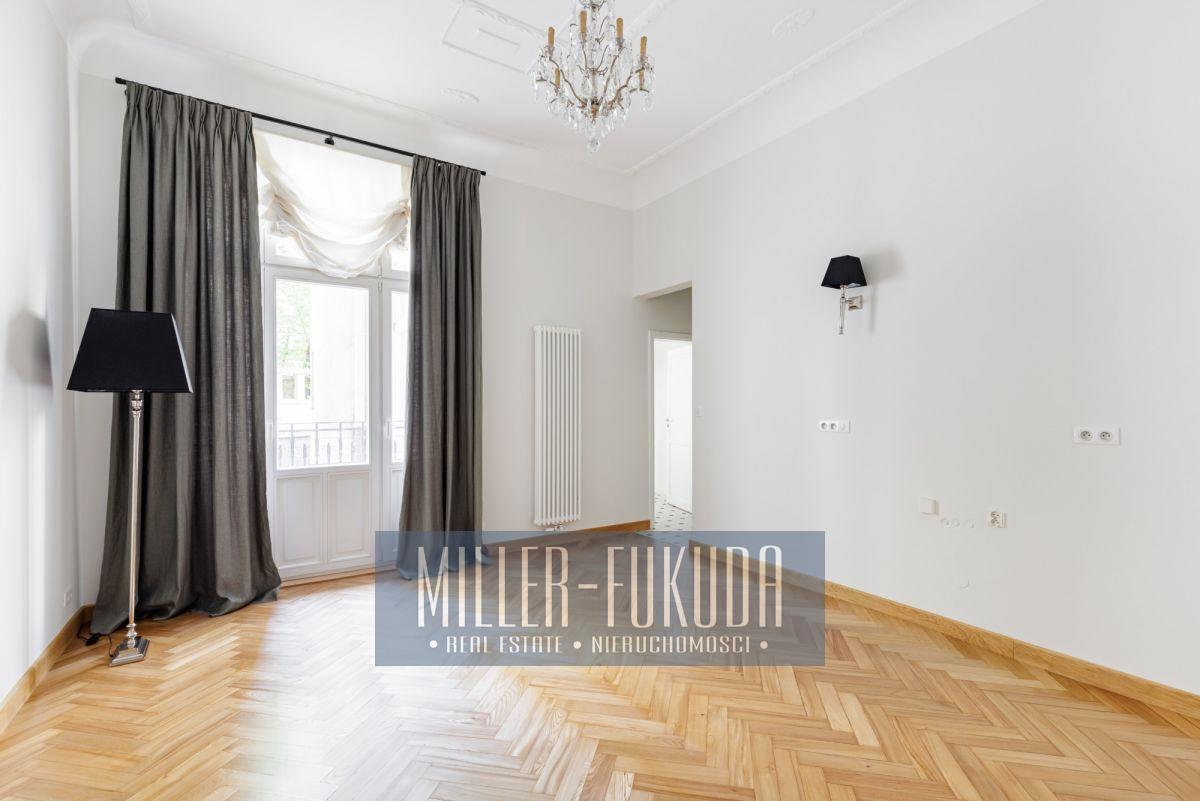 Apartment in Warszawa - Photo 5