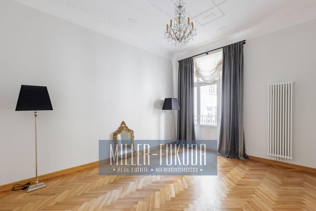 Apartment in Warszawa - Photo 8