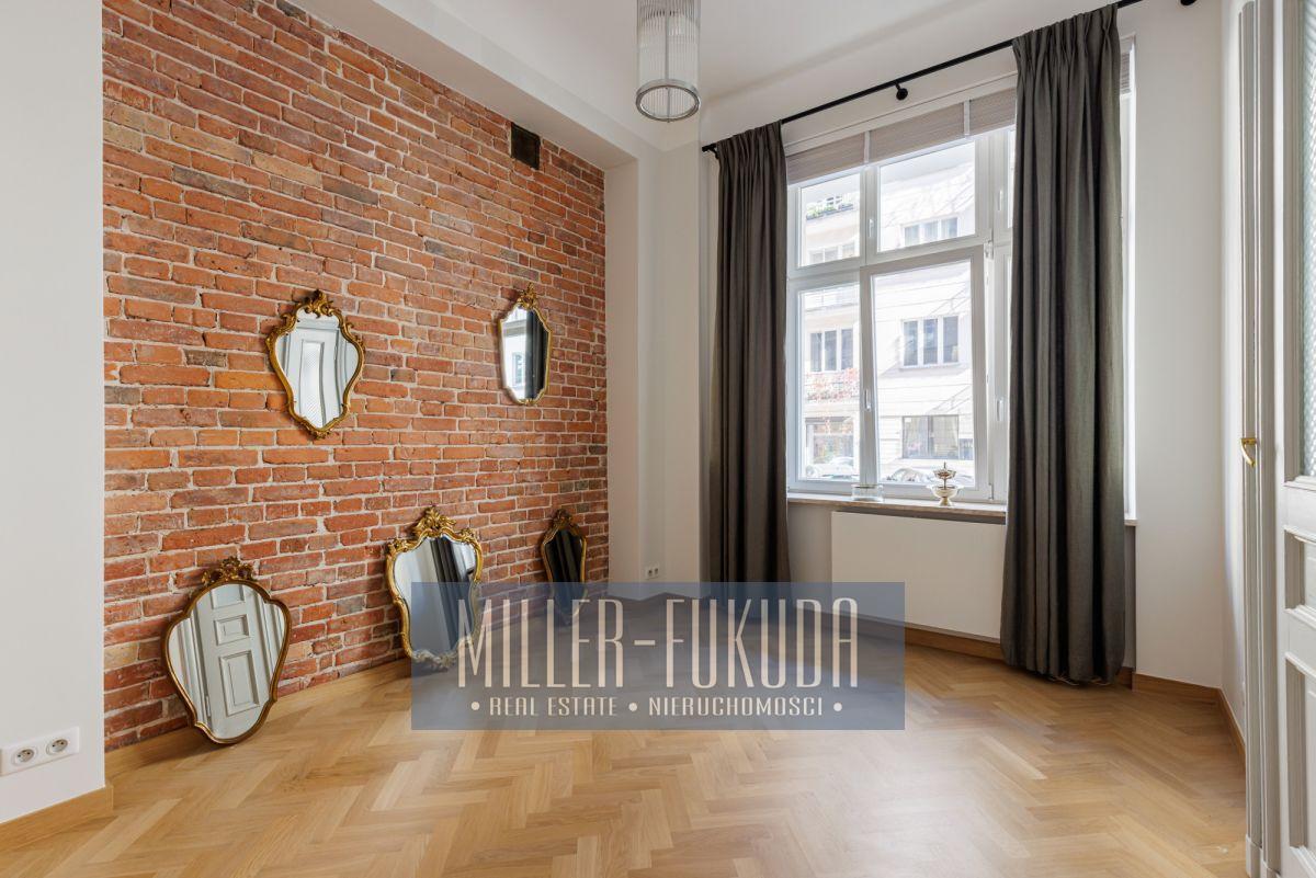 Apartment in Warszawa - Photo 5