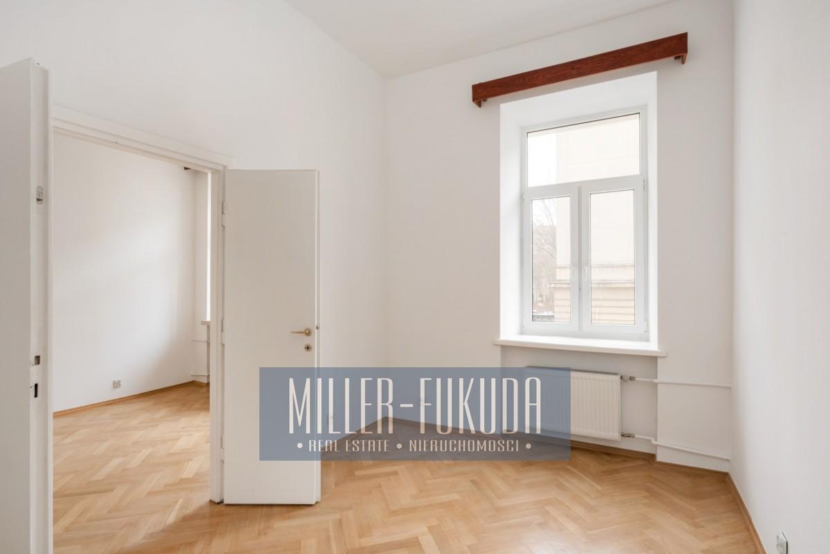 Apartment in Warszawa - Photo 4