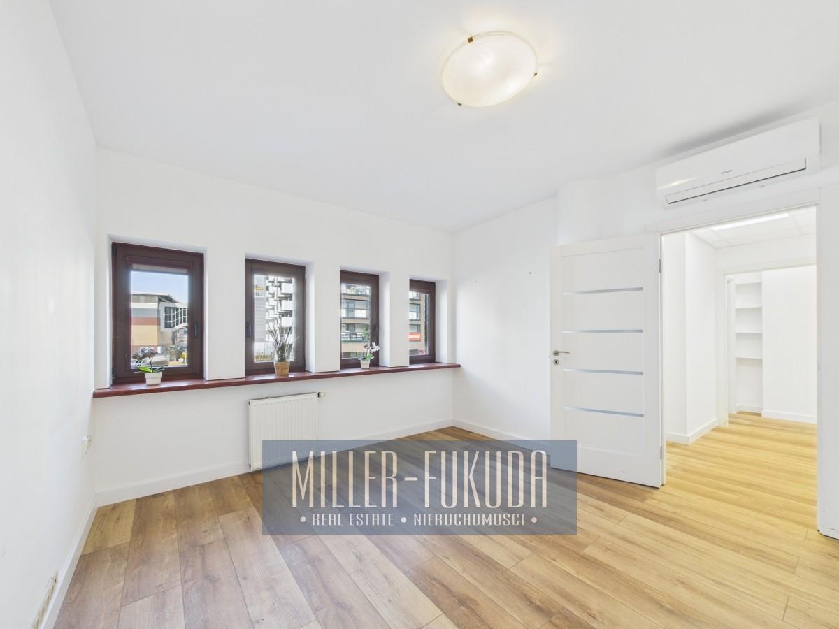Apartment in Warszawa - Photo 2