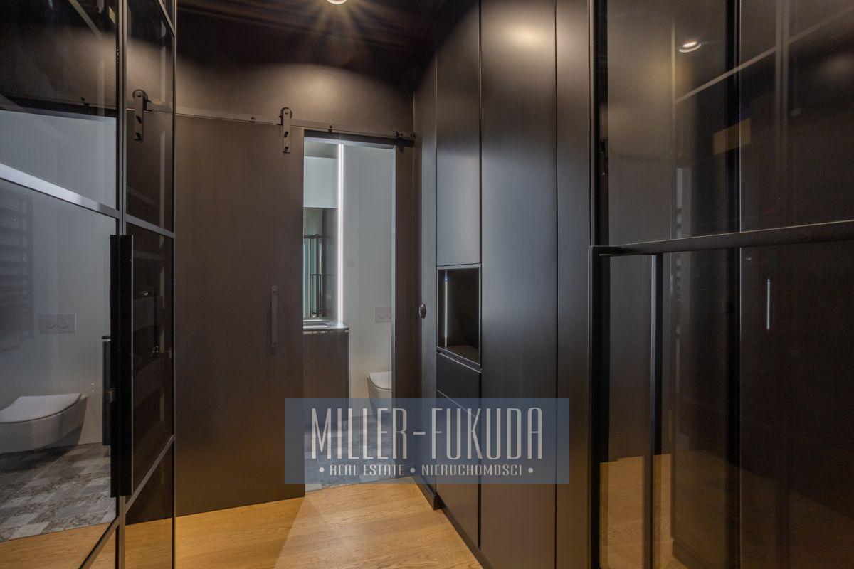 Apartment in Warszawa - Photo 9