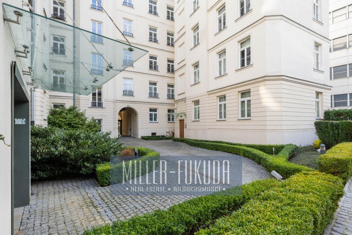 Apartment in Warszawa - Photo 17