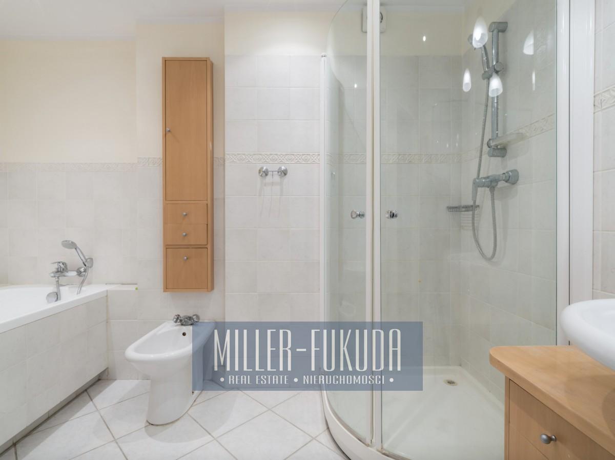 Apartment in Warszawa - Photo 8