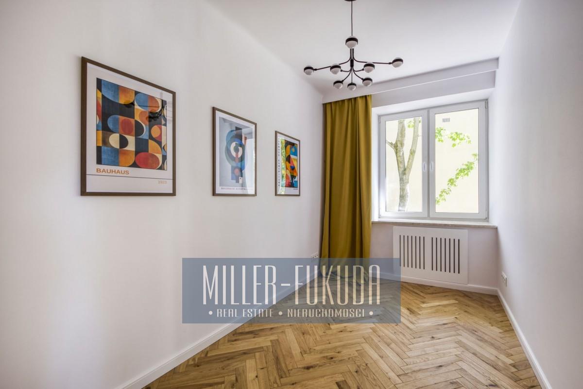 Apartment in Warszawa - Photo 11