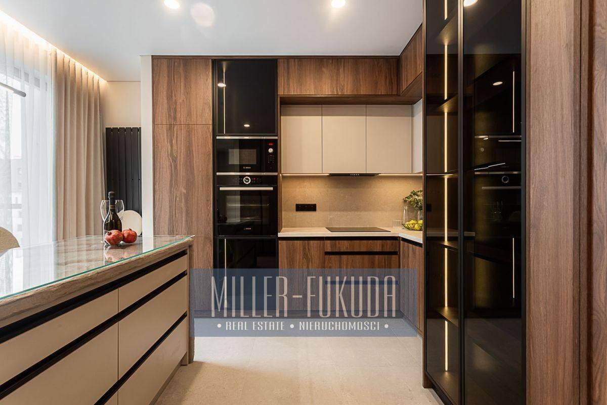 Apartment in Warszawa - Photo 2