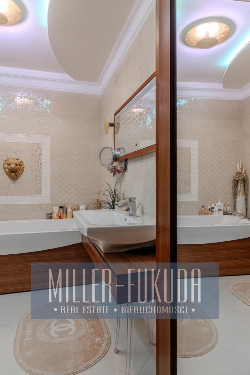 Apartment in Warszawa - Photo 11