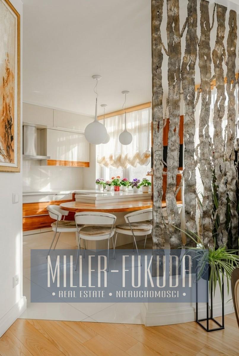 Apartment in Warszawa - Photo 9