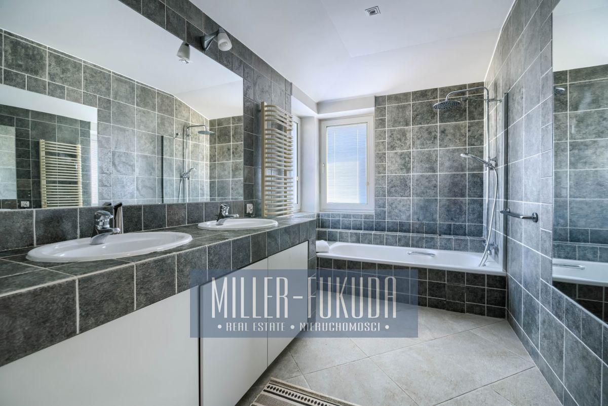 Apartment in Warszawa - Photo 11