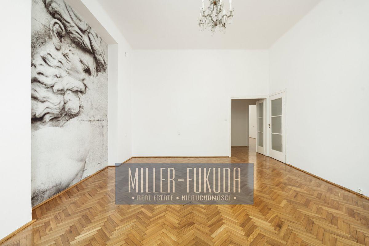Apartment in Warszawa - Photo 5