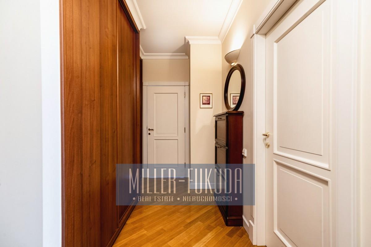 Apartment in Warszawa - Photo 9