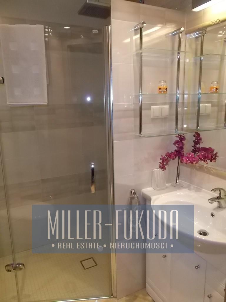 Apartment in Warszawa - Photo 8