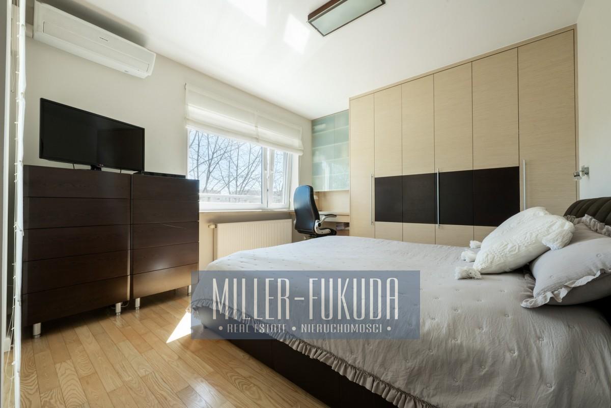 Apartment in Warszawa - Photo 9
