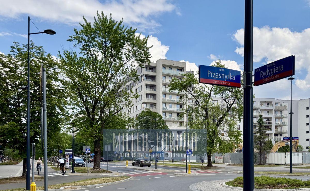 Apartment in Warszawa - Photo 1