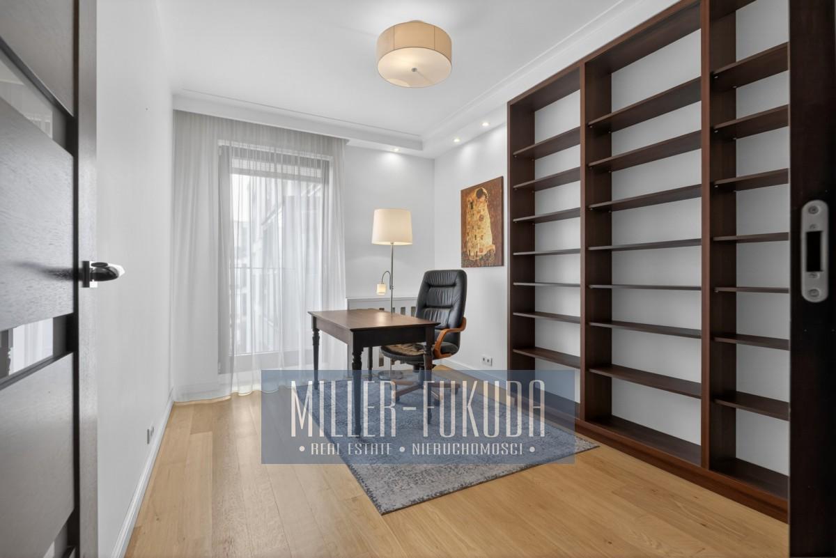 Apartment in Warszawa - Photo 11