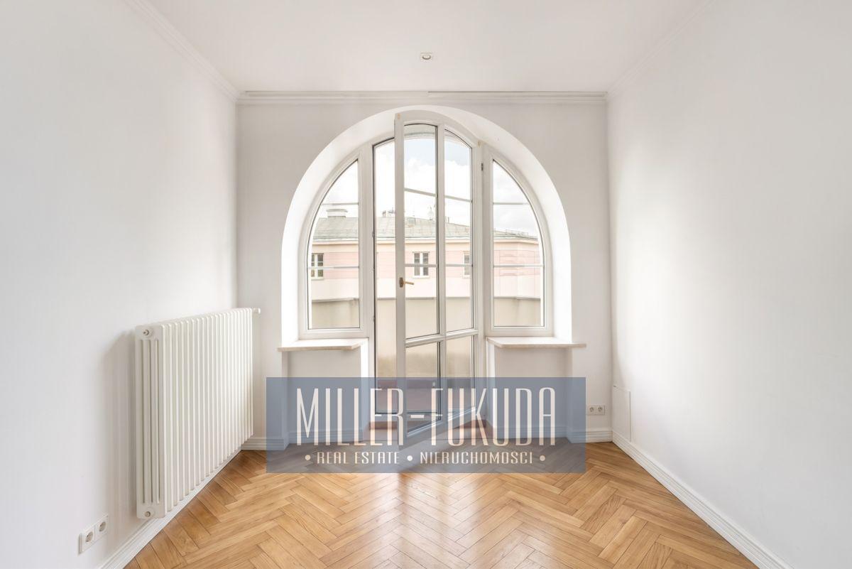 Apartment in Warszawa - Photo 2