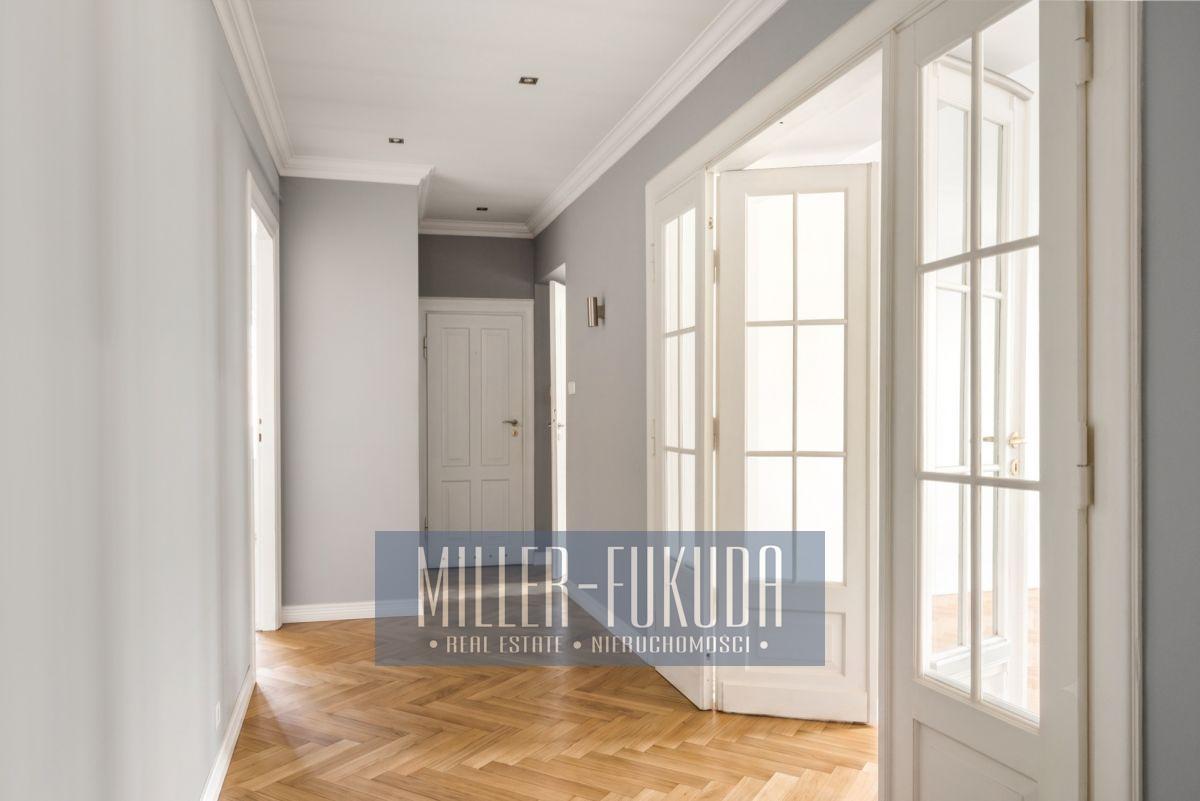 Apartment in Warszawa - Photo 4