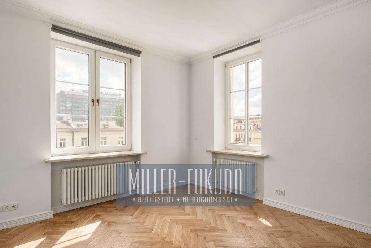 Apartment in Warszawa - Photo 5