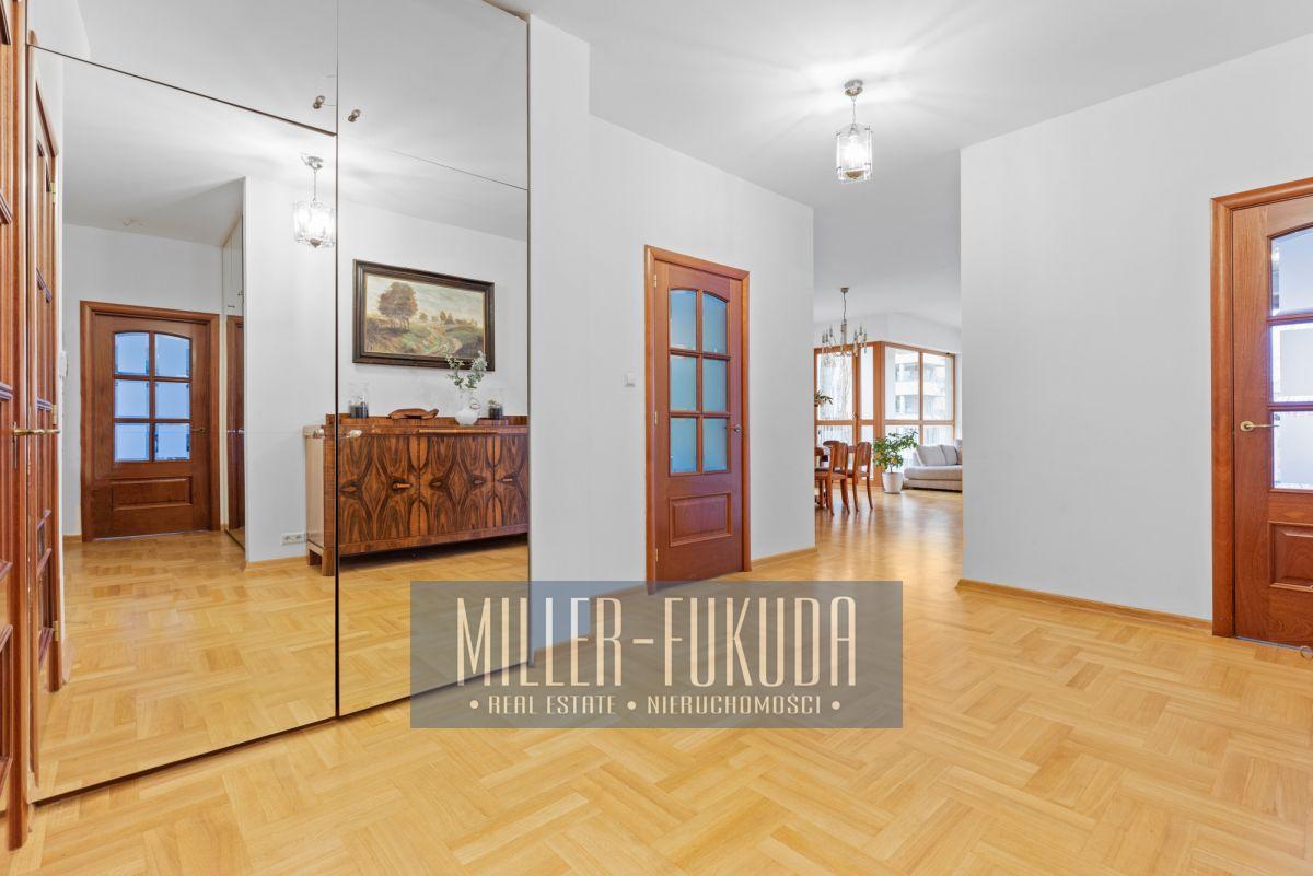 Apartment in Warszawa - Photo 4
