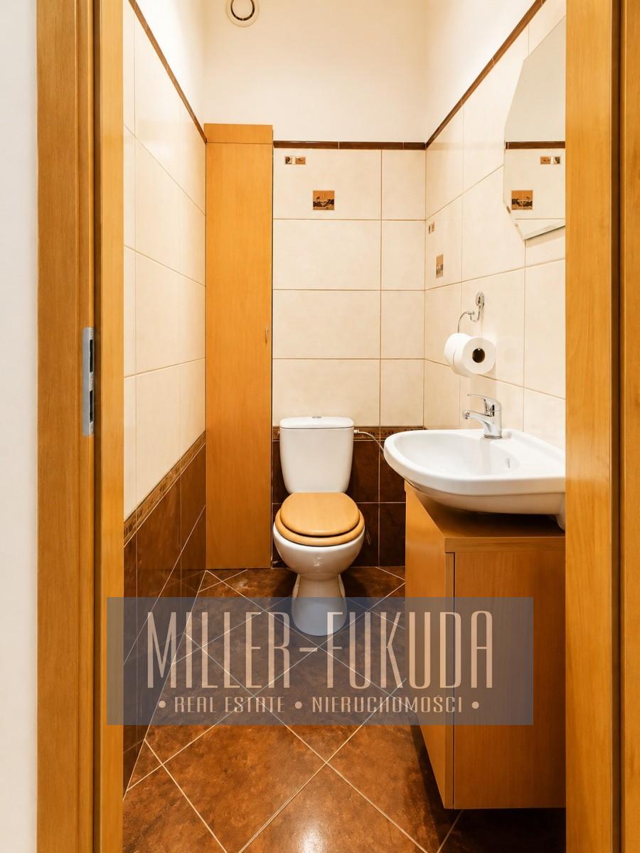 Apartment in Warszawa - Photo 9
