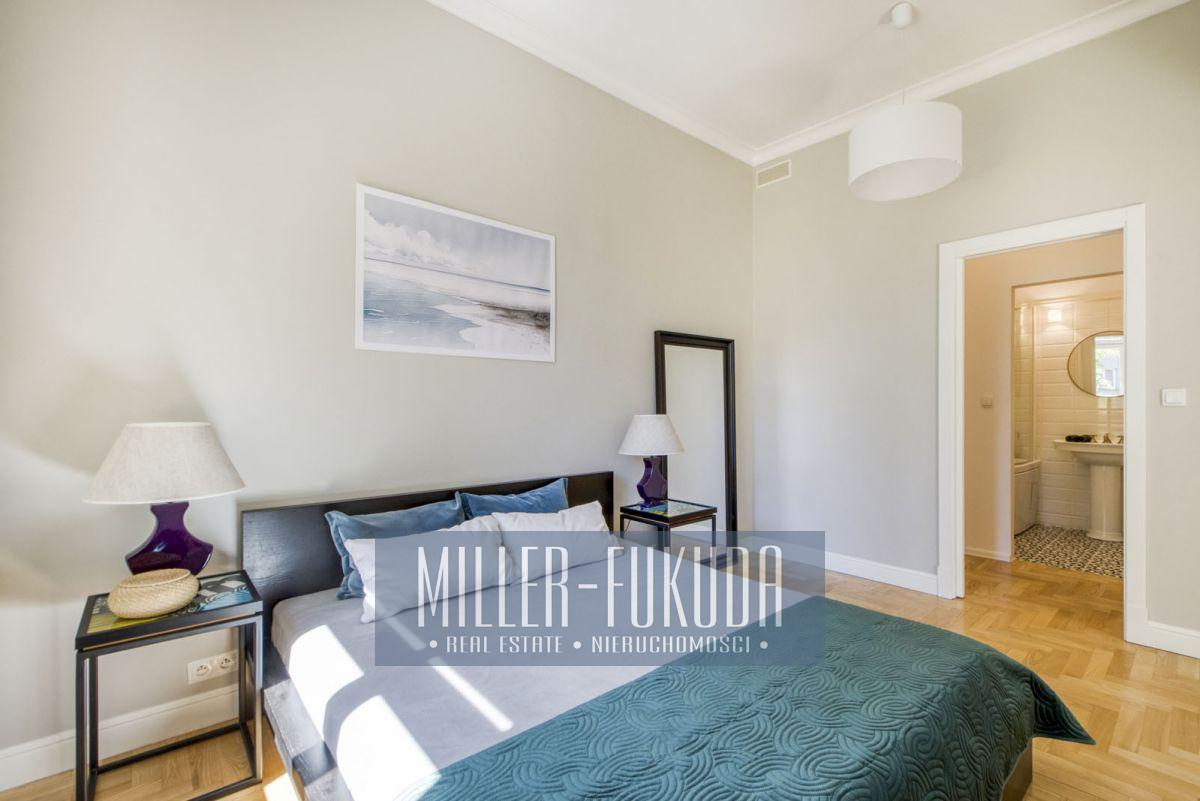Apartment in Warszawa - Photo 9