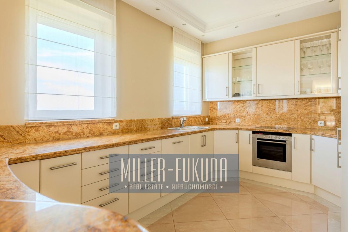 Apartment in Warszawa - Photo 10