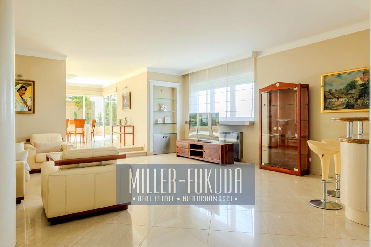 Apartment in Warszawa - Photo 4