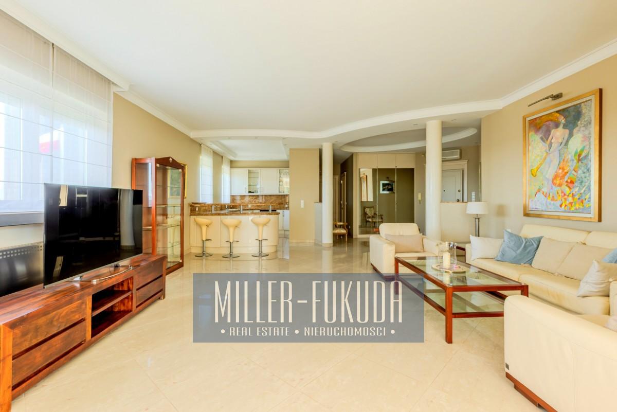 Apartment in Warszawa - Photo 6