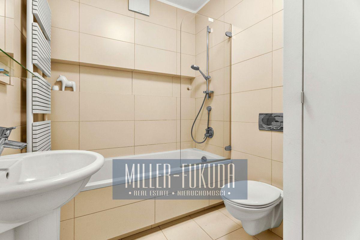Apartment in Warszawa - Photo 9