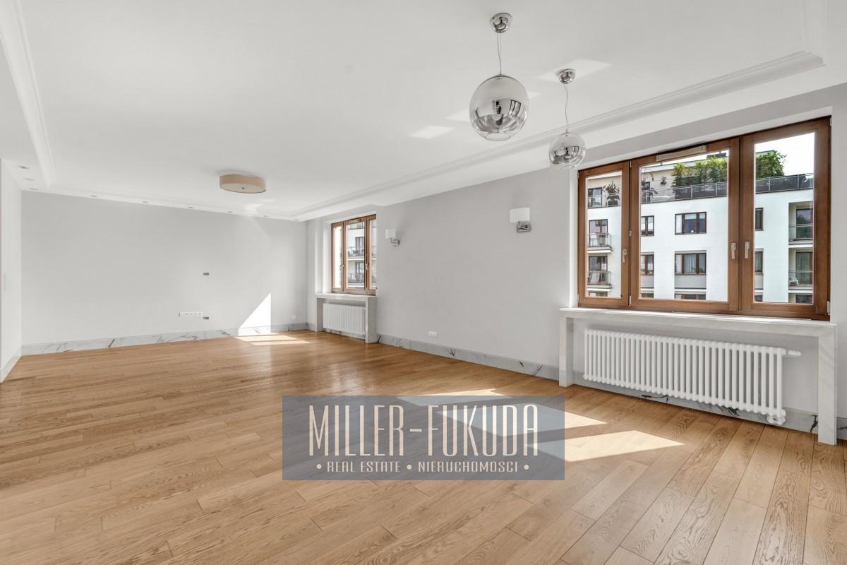 Apartment in Warszawa - Photo 2