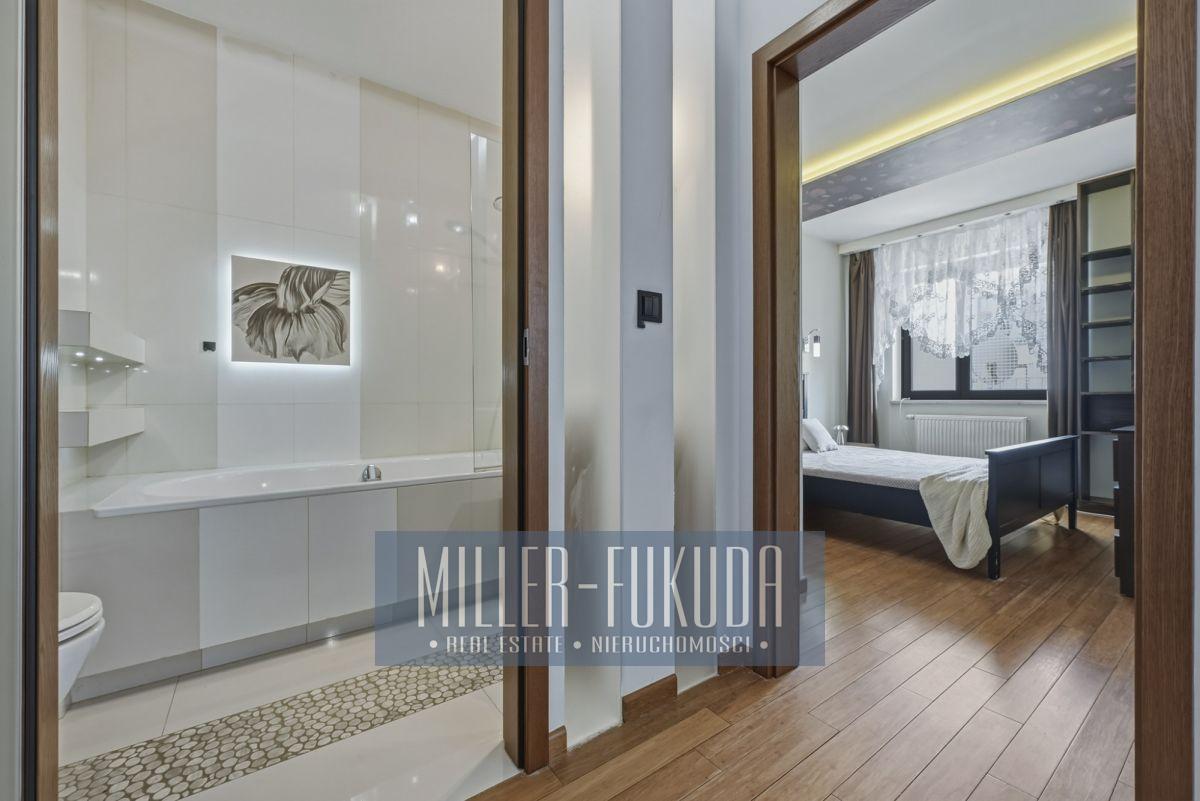 Apartment in Warszawa - Photo 9