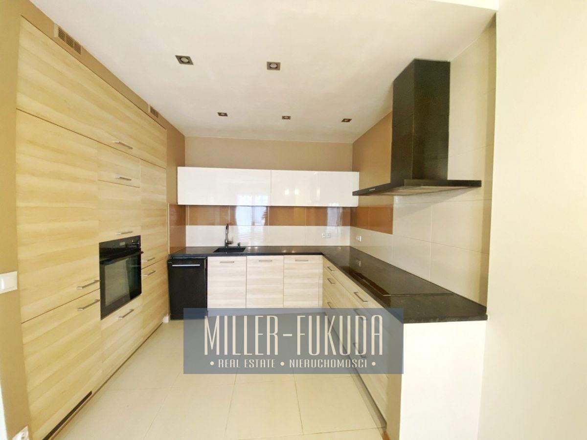 Apartment in Warszawa - Photo 6