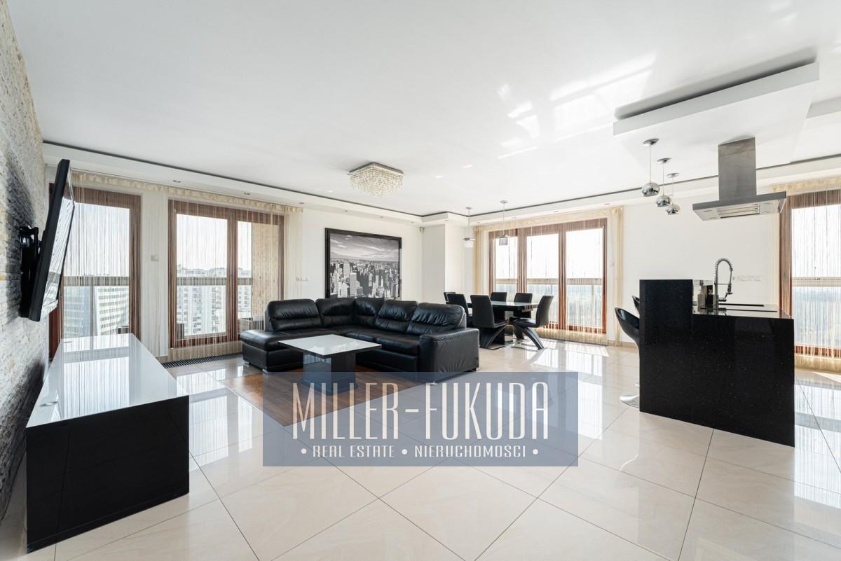 Apartment in Warszawa - Photo 1