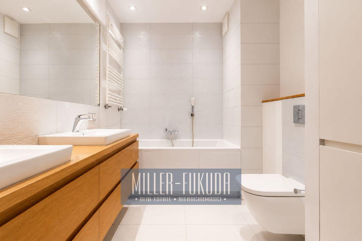 Apartment in Warszawa - Photo 9