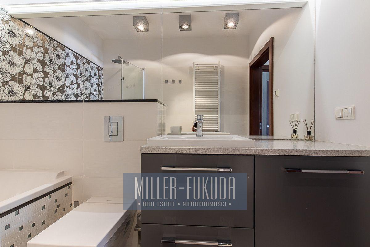 Apartment in Warszawa - Photo 18