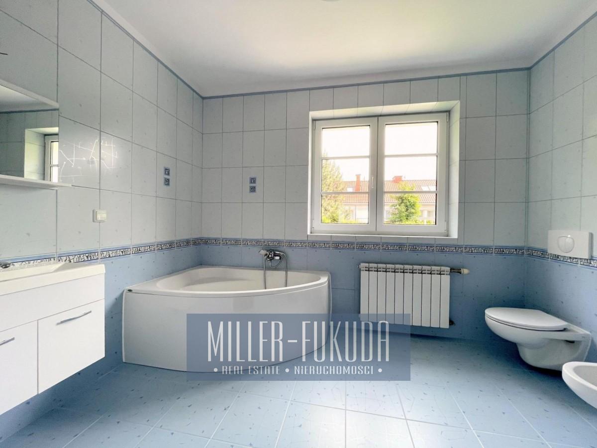 House in Konstancin-Jeziorna - Photo 13