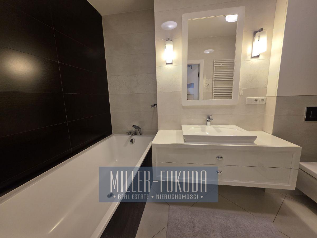 Apartment in Warszawa - Photo 9