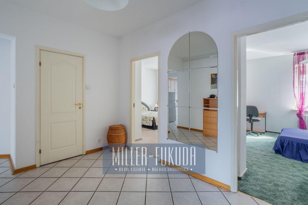 Apartment in Warszawa - Photo 8