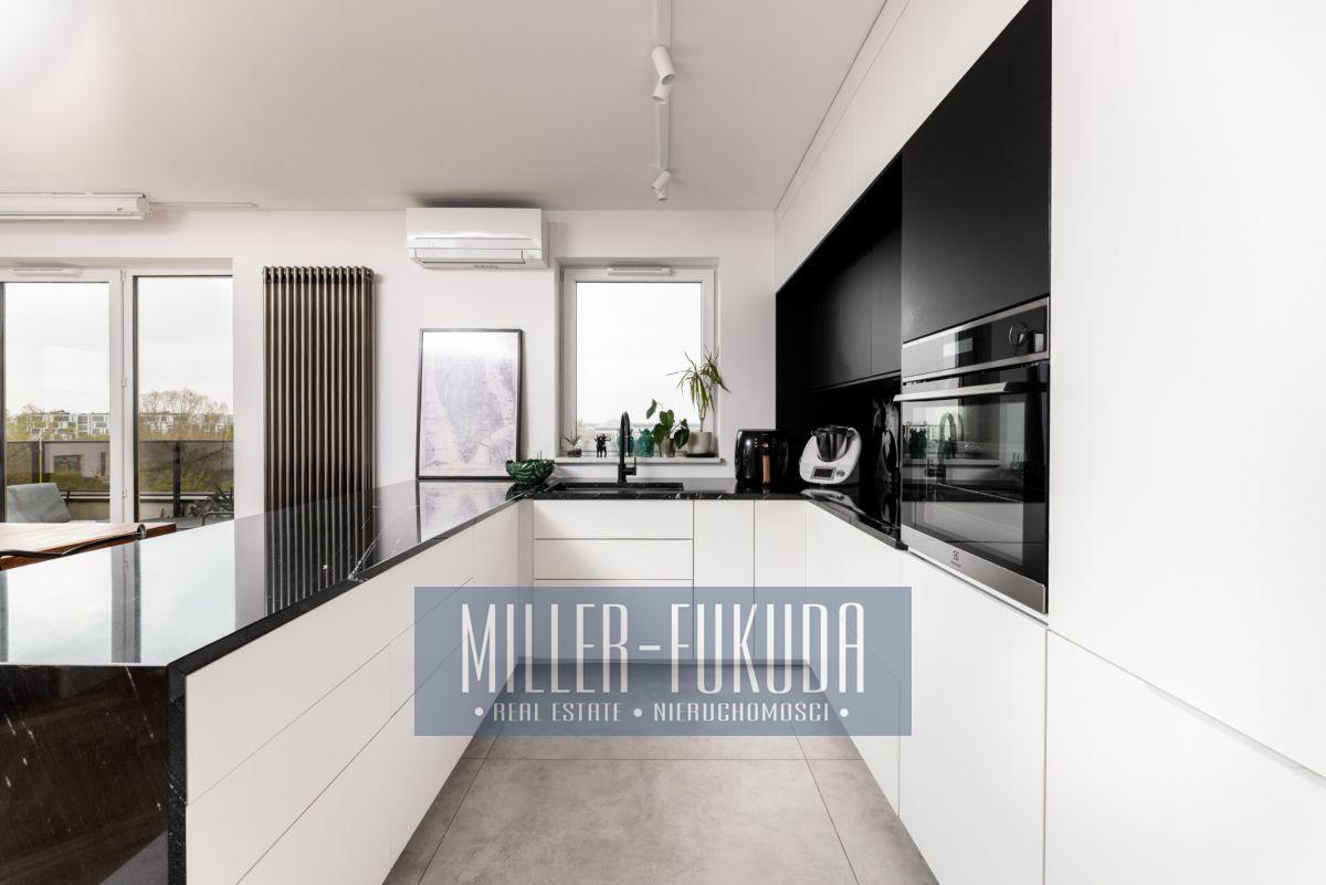 Apartment in Warszawa - Photo 9