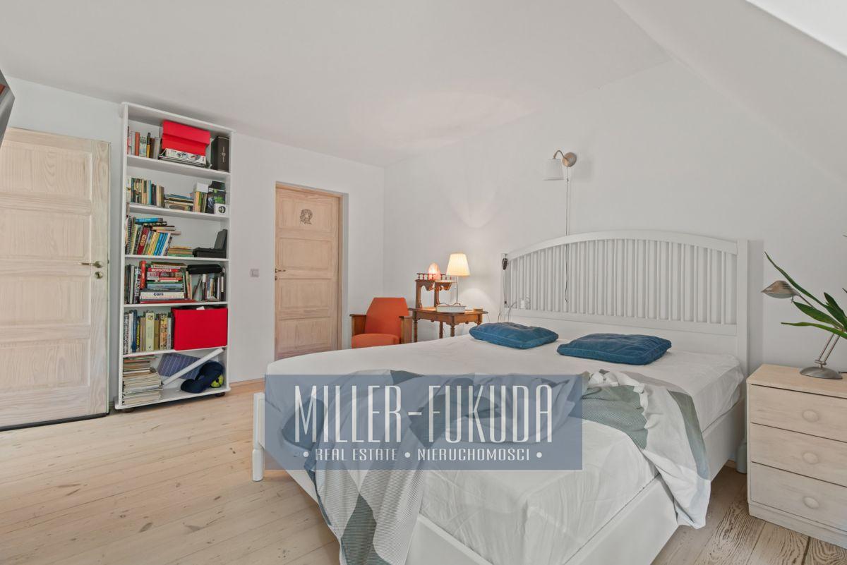 Apartment in Warszawa - Photo 9