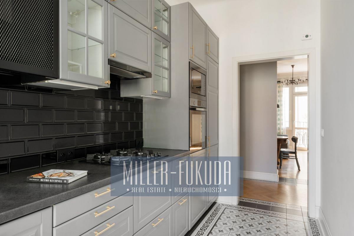 Apartment in Warszawa - Photo 9
