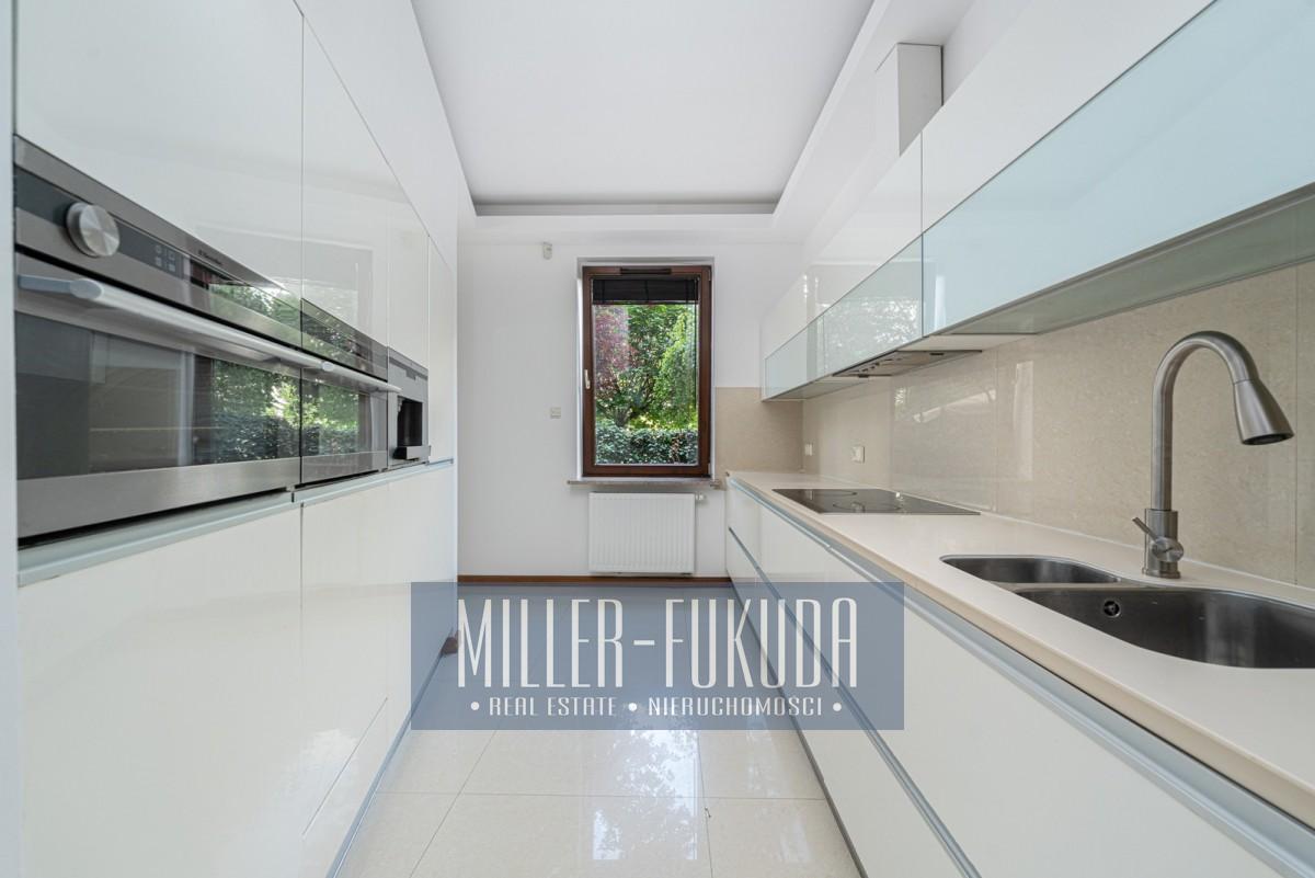 Apartment in Warszawa - Photo 4